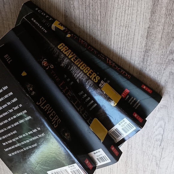 The LIE tree, grave digger, what waits in the woods, slayers book bundle - Picture 3 of 5